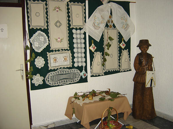 Izložba rukotvorina Izložba rukotvorina